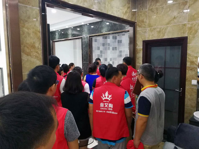 南宫娱乐瓷砖天下超等店长特训营再下一城，，，，，南京站顺遂接棒