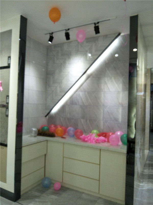 南宫娱乐贵州锦屏专卖店